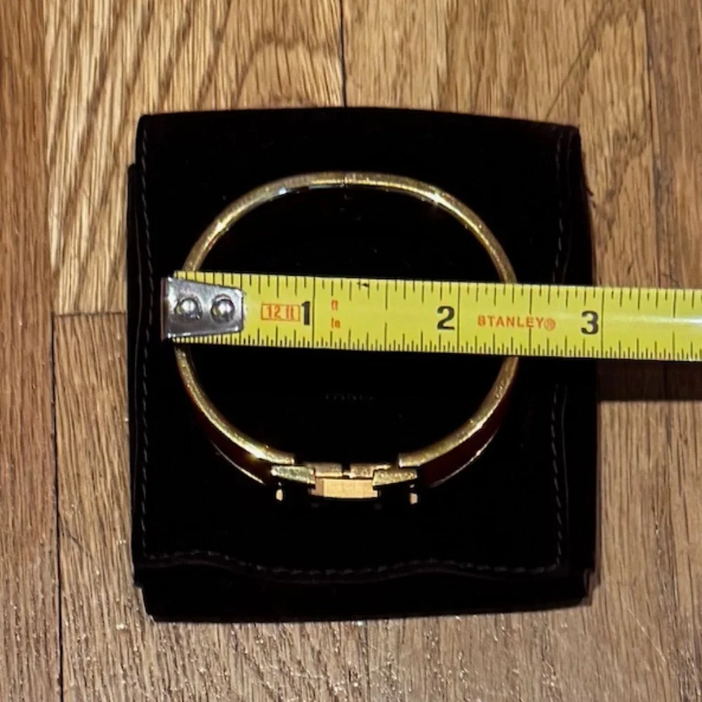 HERMES - CLIC CLAC H BRACELET - Rouge Amarante - Picture 4 of 12